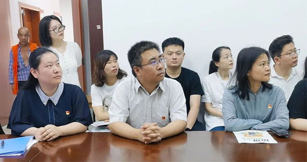 安博网页版党支部开展“推动垃圾分类，践行绿色发展”联合党建活动