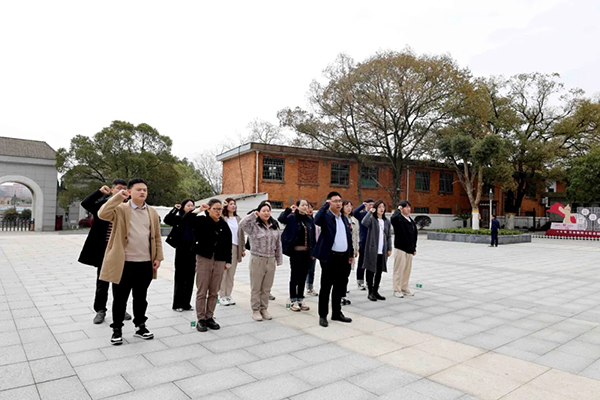 【不忘初心，走好新时代“赶考”之路】“3·23”安博网页版活动